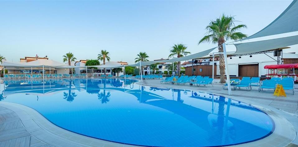 באלאק Fun&Sun River Villas With Amazing Landscape 5+1 מראה חיצוני תמונה