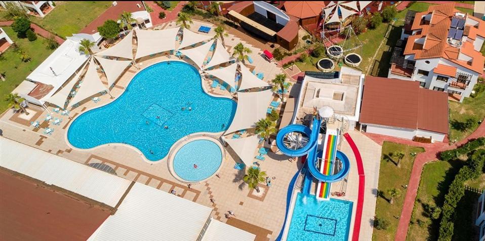 באלאק Fun&Sun River Villas With Amazing Landscape 5+1 מראה חיצוני תמונה