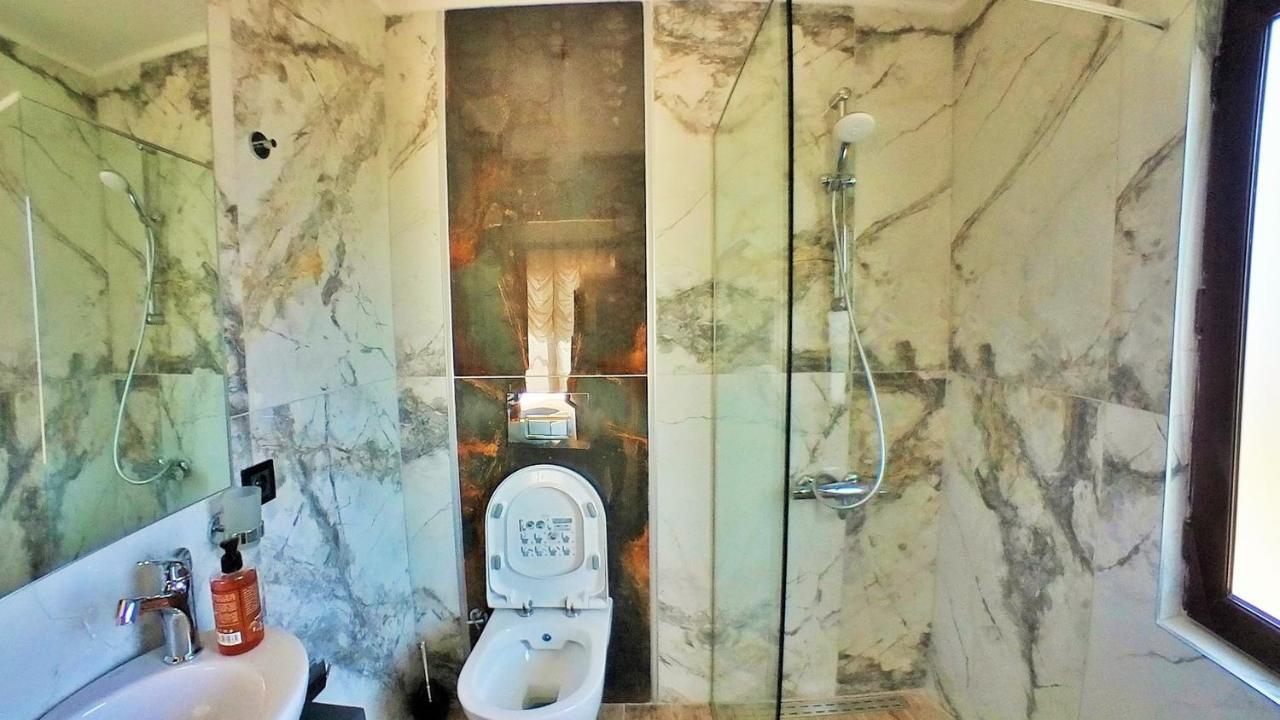 באלאק Fun&Sun River Villas With Amazing Landscape 5+1 מראה חיצוני תמונה